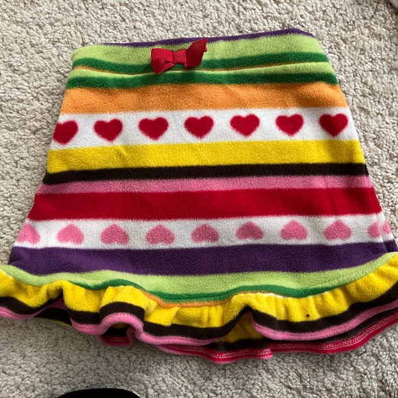 Crazy 8 Fleece Colorful Hearts Hoody and Matching Skirt Set 3t - Picture 2 of 6